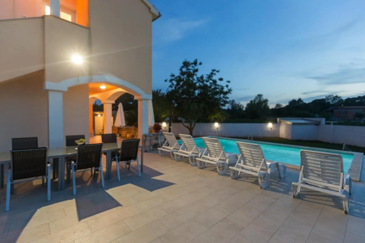 Apartment Natur Segotici